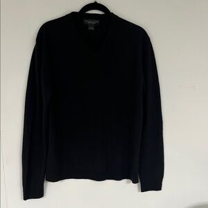 The Men's Store BLOOMINGDALE’S V-Neck Black Sweater